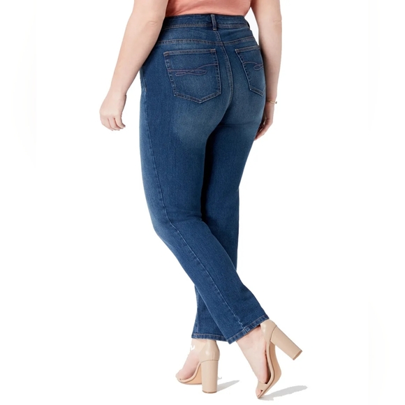✨️Host Pick Style & Co Petite Plus Tummy Control Medium Wash Slim Leg Jeans, 16P - Picture 2 of 8